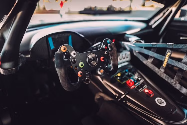 Thay vì động cơ 4.0l V8 tăng áp kép như phiên bản dân dụng, Mercedes-AMG GT3 Edition 50 được trang bị máy V8 6.3l nạp khí tự nhiên giống như siêu xe SLS AMG trước đây, nhưng đã được AMG cải tiến thêm. Công suất động cơ không được công bố, nhưng chiếc xe sẽ sử dụng hộp số tuần tự 6 cấp và hệ dẫn động bánh sau.