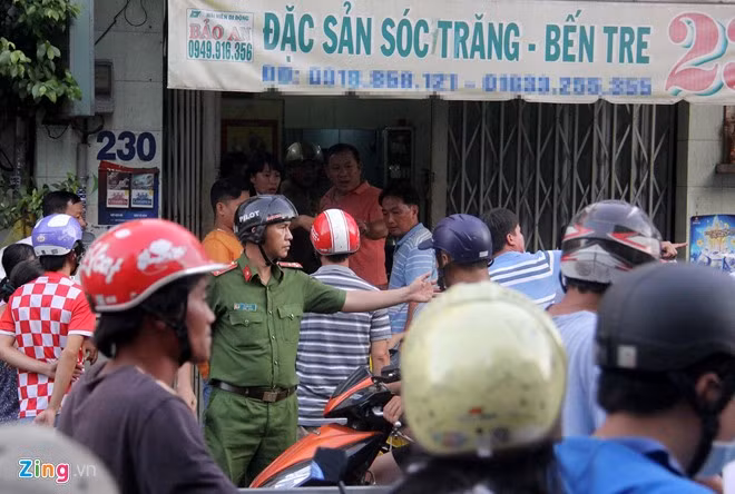 Chu cua hang dac san Soc Trang bi ban chet o Sai Gon