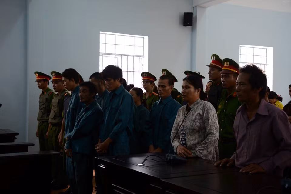Quang cảnh phiên tòa.