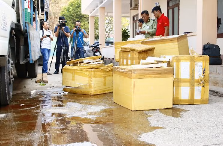 Hon 700kg thit dong vat hoi thoi suyt tuon vao thi truong