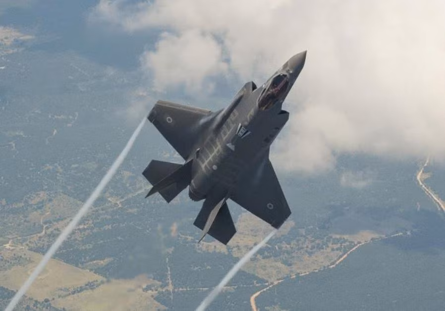 F-35A là phiên bản tiêm kích tàng hình được phát triển cho không quân Mỹ và các nước đồng minh.
