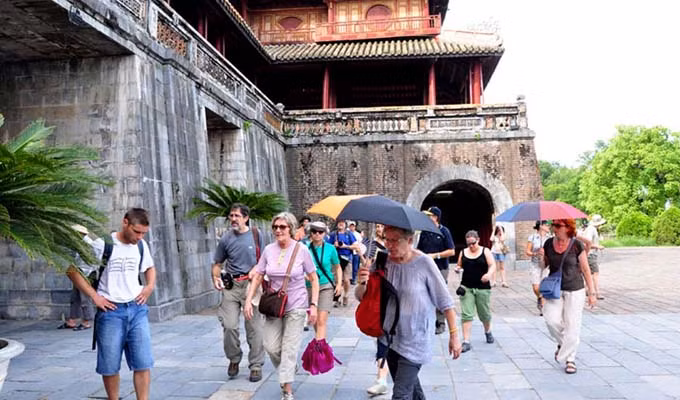 De nghi bo sung “hanh vi lam ton hai den the dien quoc gia”