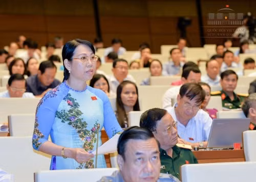 Du an Luat quan ly ngoai thuong giao cho Bo Cong thuong nhieu tham quyen