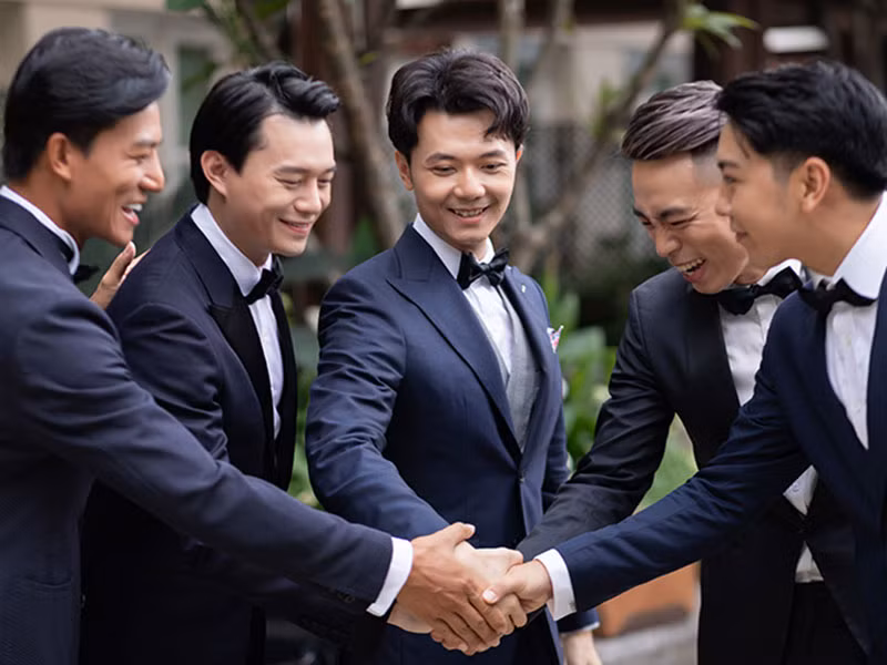 Nhật Vũ là doanh nhân nhưng có mối quan hệ thân thiết với nhiều sao Việt như Trương Ngọc Ánh, Anh Dũng, Hiếu Nguyễn. Ảnh: Đất Việt