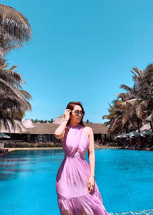 Gần đây, Doãn Tuấn vướng tin đồn tình cảm với Quỳnh Thư. Phía Quỳnh Thư ngay lập tức phủ nhận. Còn Quỳnh Nga không đả động đến câu chuyện của chồng cũ và Quỳnh Thư.