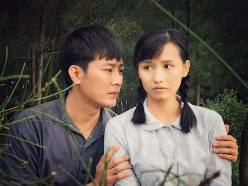 Sau thành công của “Zippo, mù tạt và em”, Lã Thanh Huyền tham gia bộ phim điện ảnh “Mắt biển” của đạo diễn Đặng Thái Huyền. Tuy nhiên, vai diễn trong dự án này không gây được hiệu ứng như mong đợi. Ảnh: Zing