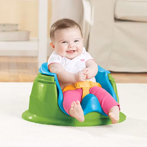 Ghế tập ngồi. Nhiều nước đã thu hồi mặt hàng này bởi trẻ em rất dễ dàng bị lật ra khỏi ghế. Thậm chí có những trẻ bị vỡ xương sọ và hàng loạt trẻ bị thương vì lý do này.