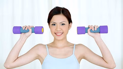Hỗ trợ thể lực. Trước khi tập thể thao mà không có bữa ăn nhỏ, bạn nên ngậm một viên đường. Nó có thể đáp ứng được năng lượng cho các cơ tập luyện hiệu quả hơn.