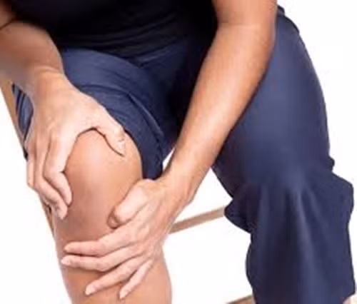Viêm khớp. Bệnh này là do sự suy thoái hay thay đổi của sụn – một loại mô trong các khớp giúp chúng ta di chuyển và hoạt động trơn tru. Một trong những nguyên nhân là do thiếu nước. Do sụn cần lượng nước lớn để có thể bôi trơn và không gây ra các cơn đau.