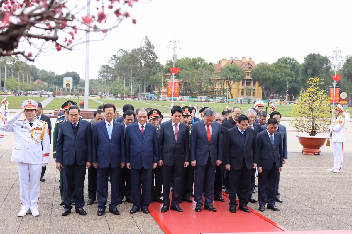 Lãnh đạo Đảng, Nhà nước vào Lăng viếng Chủ tịch Hồ Chí Minh Lanh dao Dang, Nha nuoc vao Lang vieng Chu tich Ho Chi Minh