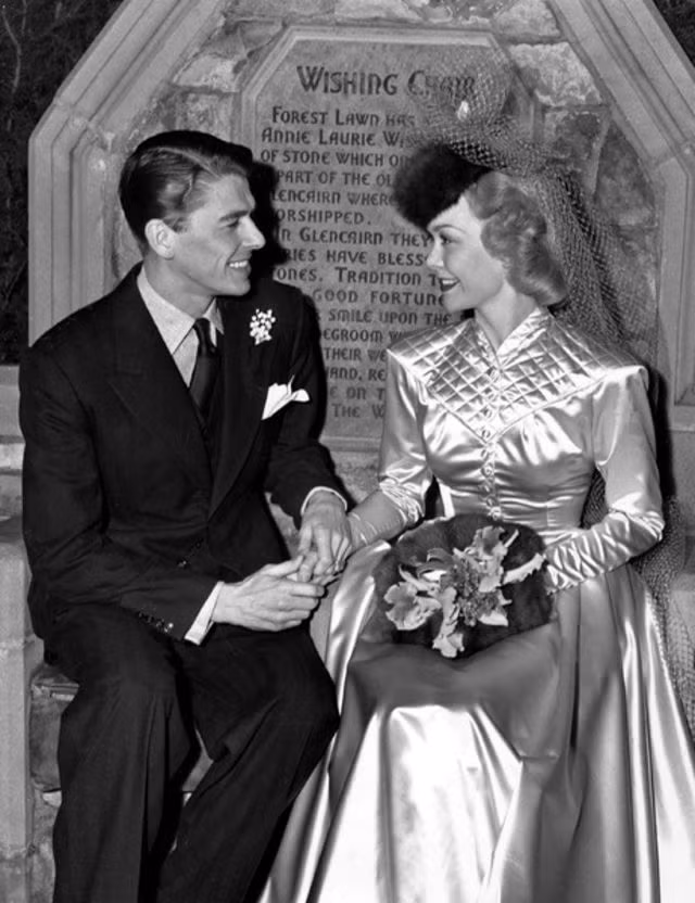 Một số hình ảnh khác về đám cưới Ronald Reagan - Jane Wyman.