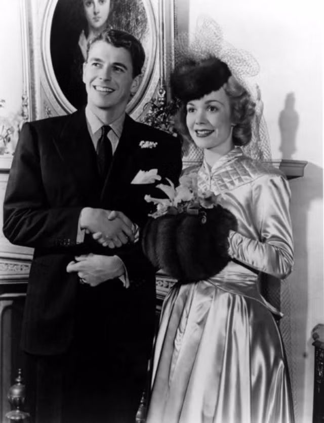 Đến năm 1949, cuộc hôn nhân Reagan - Jane tan vỡ do sự khác biệt về quan điểm chính trị.