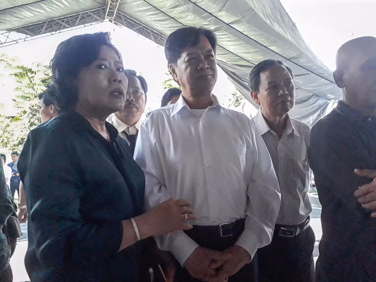Nguyên Chủ tịch nước Nguyễn Minh Triết, nguyên Thủ tướng Nguyễn Tấn Dũng cùng các nguyên lãnh đạo cấp cao của Đảng và Nhà nước cũng có mặt từ sớm tại tư gia Nguyên Thủ tướng Phan Văn Khải.