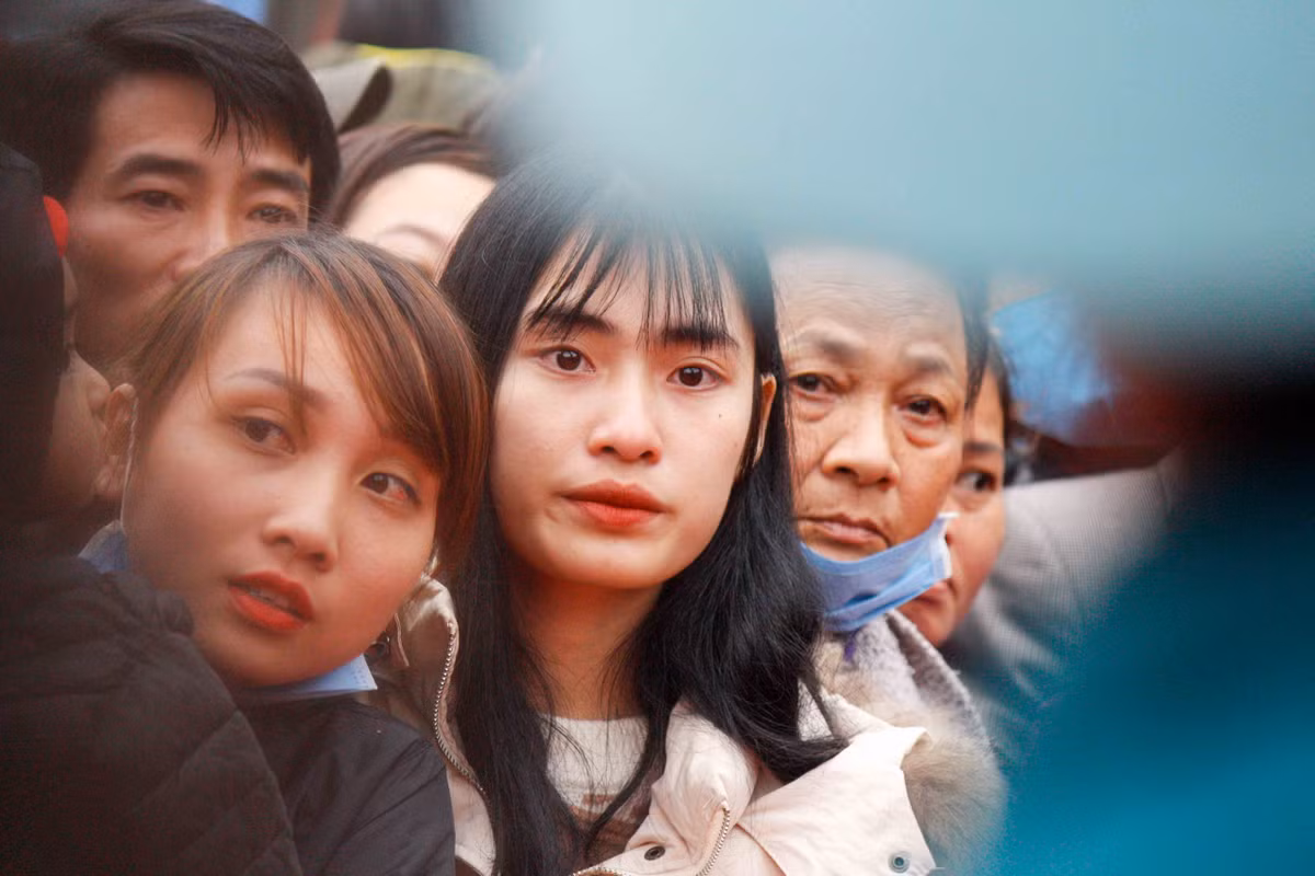 Rất đông bạn bè, người thân có mặt tại Lễ giao, nhận quân năm 2020 của TP Hà Nội.