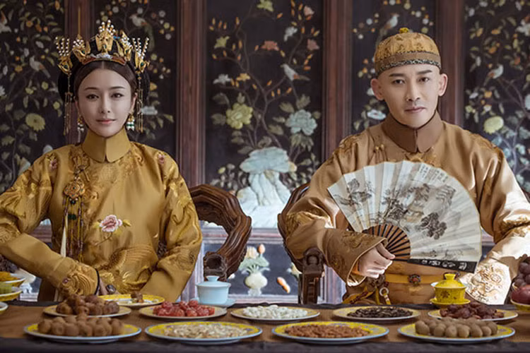 Tần Lam hiện gây chú ý khi tham gia diễn xuất trong bộ phim "Diên hi công lược". Diễn xuất được đánh giá cao nhưng cô lại có đời tư tai tiếng. Ảnh: Sohu