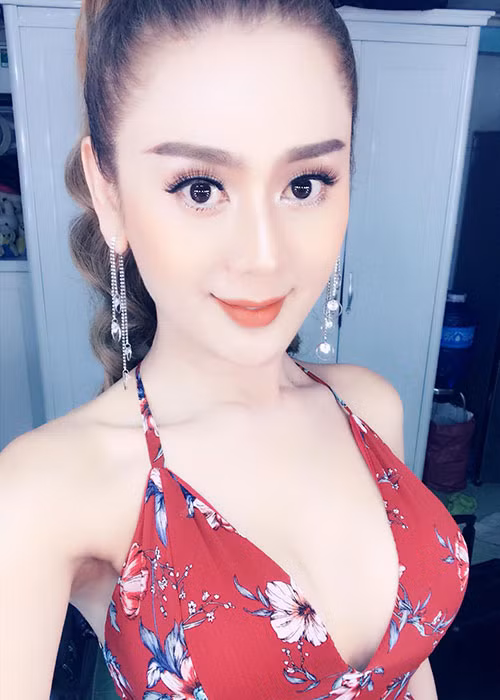 Để trở thành người phụ nữ bình thường, Lâm Khánh Chi bí mật sang Thái Lan để phẫu thuật chuyển giới.