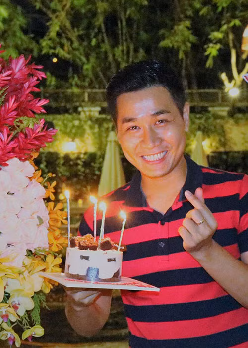 Nguyên Khang cảm ơn lời chúc mừng sinh nhật từ gia đình, người thân và fans.