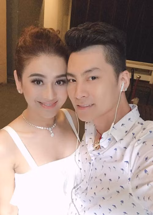 Hon nhan cua Lam Khanh Chi ra sao khi lay chong tre?