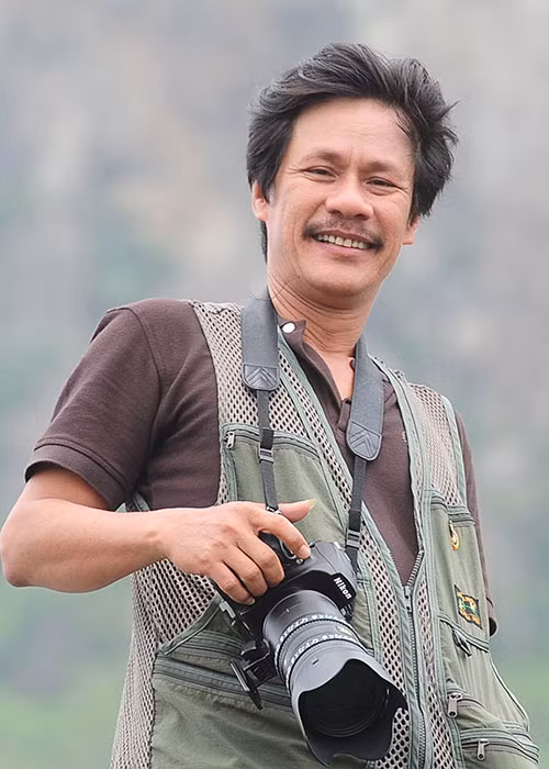Thái Phiên là hội viên của Hội Nghệ sĩ nhiếp ảnh Việt Nam được phong tước hiệu cao quý nhất - Nghệ sĩ Nhiếp ảnh đặc biệt xuất sắc và hội viên Liên đoàn Nhiếp ảnh Quốc tế FiAF với tước hiệu Nghệ sĩ Nhiếp ảnh xuất sắc. Ảnh: FBNV