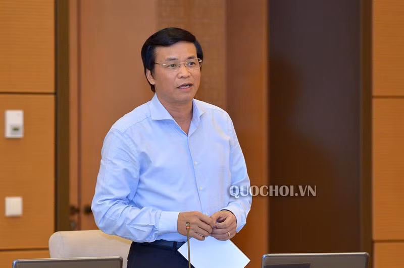 Dien tang gia ky luc nhung qua it dai bieu muon chat van BT Bo Cong Thuong