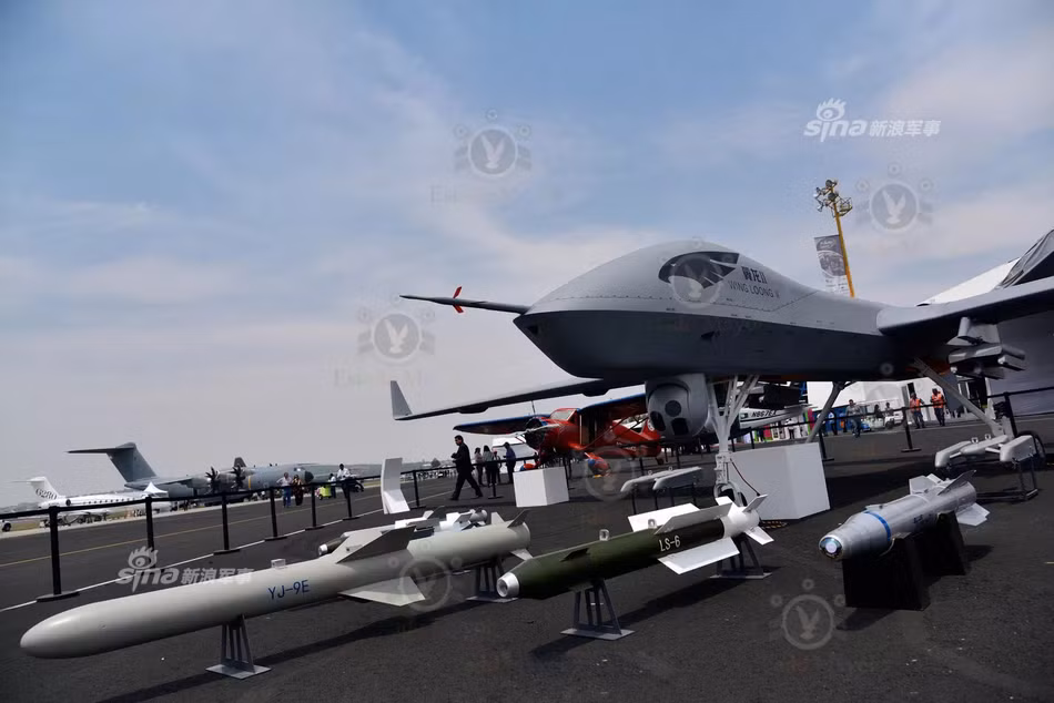 Trung Quoc "chiu choi: Dem UAV chien dau toi "san sau" My-Hinh-2