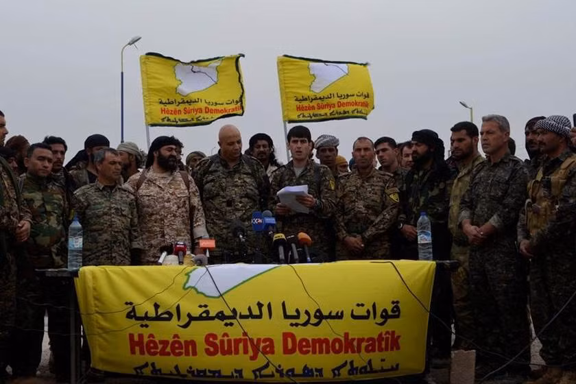 Luc luong Dan Chu Syria giai phong 60% thanh pho Raqqa