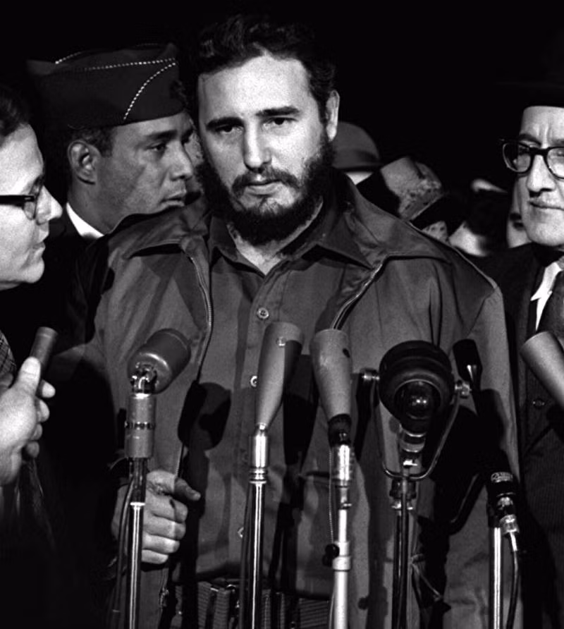Nhà lãnh đạo của Cuba Fidel Castro lần đầu tiên tới Mỹ năm 1959. Tổng thống Eisenhower từ chối gặp ông Castro. Ảnh: Getty.