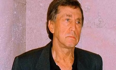 5. Anatoli Bugorski: Nhà vật lý người Nga Anatoli Bugorski đã quẹt đầu vào bên trong một máy gia tốc và vẫn sống sót. May mắn sống sót trong tai nạn hy hữu, nhà khoa học Anatoli Petrovich Bugorski có một nửa gương mặt không bị lão hóa suốt hàng chục năm sau khi bị chùm tia proton chiếu vào. Ảnh: List25