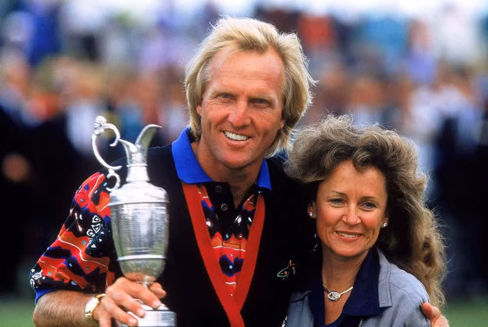10. Greg Norman và Laura Andrassy – 115 triệu USD: Tay golf người Úc Greg Norman và vợ Laura Andrassy quyết định kết thúc cuộc hôn nhân 25 năm của họ vào năm 2006. Cô vợ Laura nhận được 115 triệu USD sau vụ ly hôn.