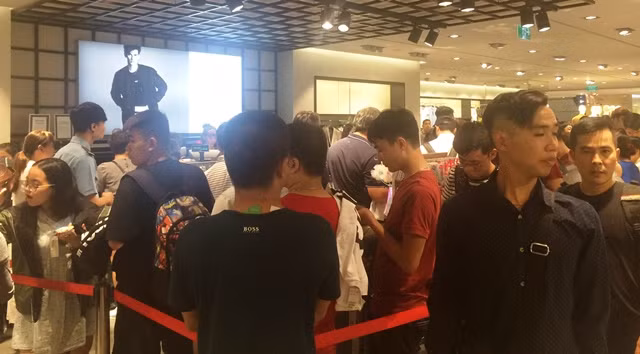 Trong H&M có gì mà dân Sài Gòn “phát điên“? - Hình 13 Trong H&M co gi ma dan Sai Gon “phat dien“?-Hinh-13