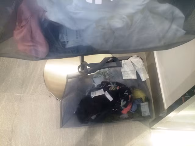 Trong H&M có gì mà dân Sài Gòn “phát điên“? - Hình 8 Trong H&M co gi ma dan Sai Gon “phat dien“?-Hinh-8