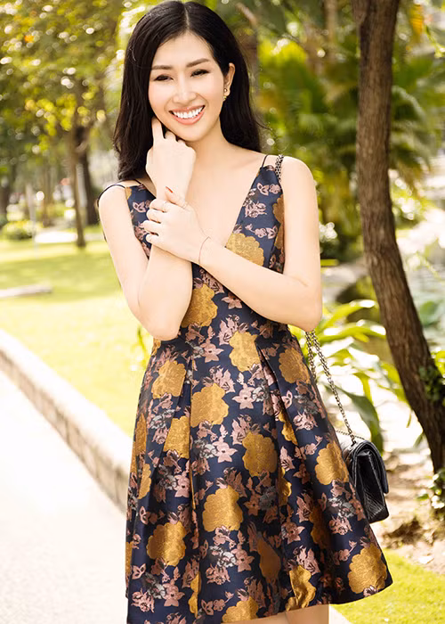 Ngoài đam mê diễn xuất, cô gái đất Hà Thành còn thử sức kinh doanh. 