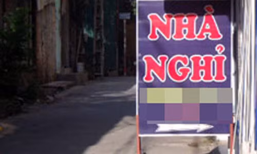 Đôi nam nữ nghi tự tử trong nhà nghỉ trên địa bàn quận 9, TP HCM.