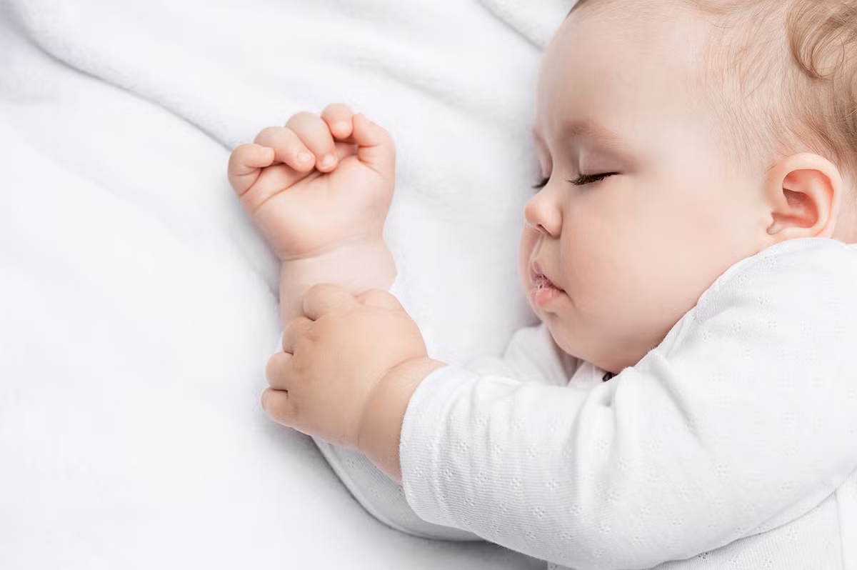 Nhờ vậy, Milagros hòa nhập cuộc sống bình thường, vô tư chạy nhảy, chơi đùa như bao bạn bè đồng trang lứa. Các chuyên gia cũng hy vọng thông qua những tiến bộ về y học và khoa học công nghệ, tỷ lệ người mắc hội chứng nàng tiên cá sẽ ngày càng giảm để trẻ em sinh ra đều khỏe mạnh.
