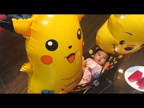 Sự "sớm nở tối tàn" của phong trào chơi game Pokemon ở Việt Nam dường như đã thể hiện rất rõ một điều: Các bạn trẻ đua nhau tải game, đi bắt Pokemon hầu hết chỉ vì tâm lý tò mò, yêu thích những điều mới mẻ, ham chạy theo những thú vui nhất thời và có thể từ bỏ ngay lập tức khi đã chán. Việc các phương tiện thông tin đại chúng, mạng xã hội chia sẻ nhiều thông tin về tính hấp dẫn của Pokemon Go và cả những thành công của tựa game này ở nước ngoài trước đây cũng là một phần nguyên nhân tạo ra cơn sốt chơi Pokemon Go ở Việt Nam.