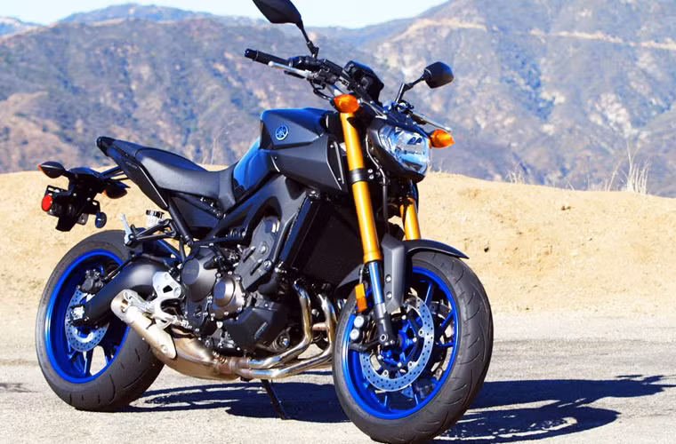 Yamaha FZ-09, giá 7.990 USD