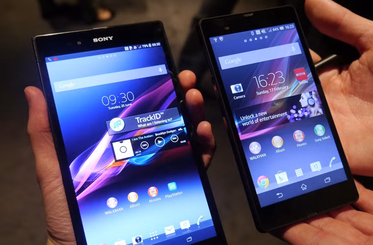 Điện thoại thông minh Android đầu tiên với màn hình Full HD 6.4 inch – Xperia Z Ultra mang đến trải nghiệm mới. Với thân máy 6,5 mm, bề mặt kính phản quang và nặng 212 gram, điện thoại này mỏng, nhẹ và mượt một cách ấn tượng. Chống nước, chống bụi và được làm bằng kính cường lực, Xperia Z Ultra bền bỉ hơn vẻ bề ngoài rất nhiều.