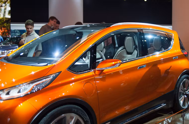 Vẻ ngoài bóng bẩy của chiếc Chevrolet Bolt EV