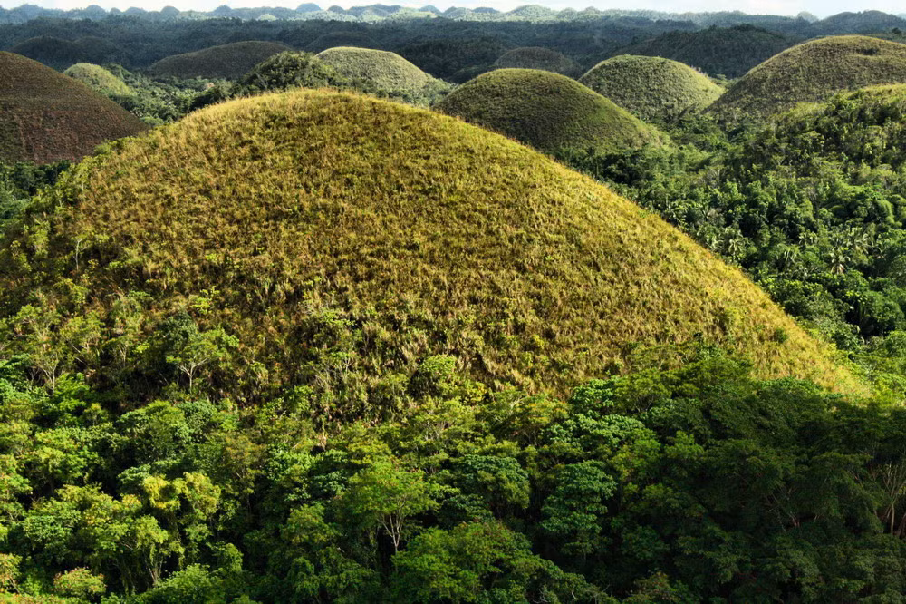 Ngày nay, đồi Chocolate được người Philippines coi là một trong những "điểm đến du lịch hàng đầu" của đất nước Đông Nam Á này.
