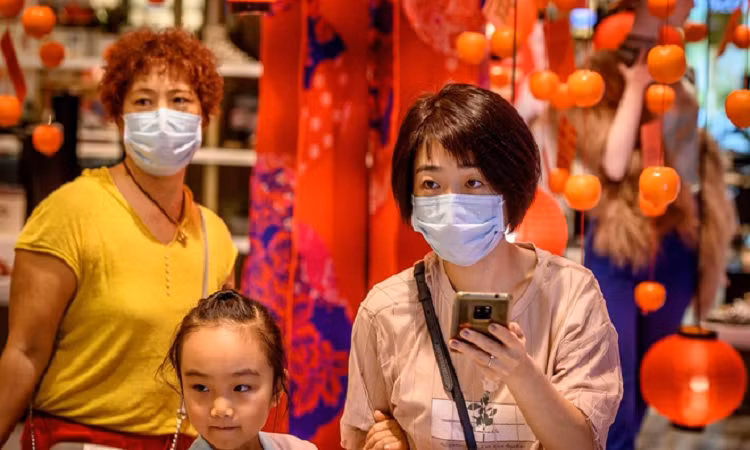Viêm phổi do virus corona khiến thế giới hoảng sợ ra sao? - Hình 8 Viem phoi do virus corona khien the gioi hoang so ra sao?-Hinh-8