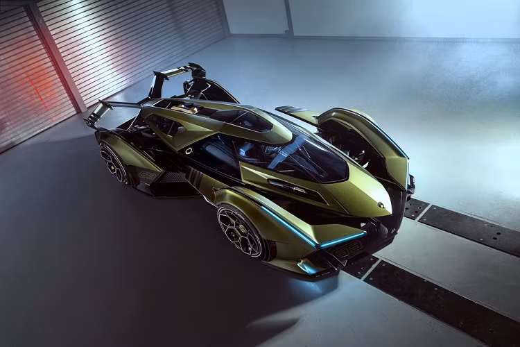 Từ giữa tháng 8 tới đây, bảo tàng của Lamborghini tọa lạc tại thành phố Bologna, Italy sẽ mở cửa trở lại sau thời gian dài tạm đóng vì dịch Covid-19. Và tâm điểm của đợt trưng bày sắp tới chính là chiếc Lamborghini Lambo V12 Vision Gran Turismo. Mẫu concept siêu xe của Lamborghini sẽ lần đầu tiên được trưng bày rộng rãi trước công chúng.