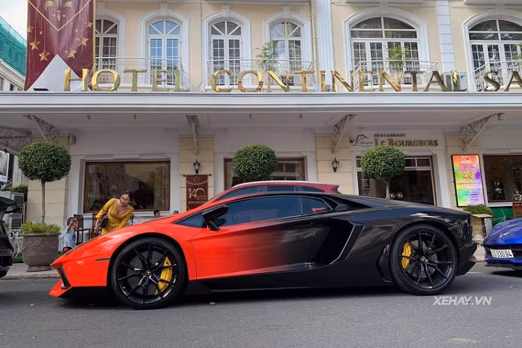 Sieu xe Lamborghini Aventador hon 20 ty “nhuom ombre” o Sai Gon