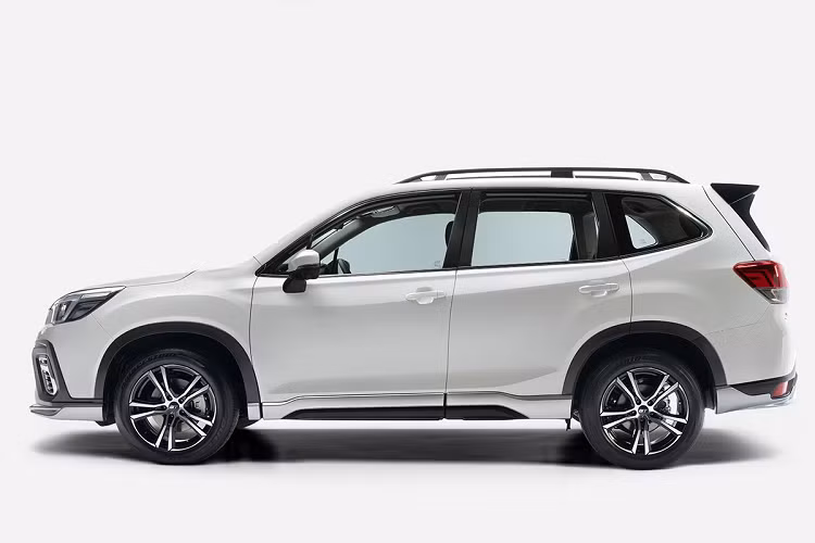 Đây là bộ phụ kiện đặc biệt GT Edition cho Forester tại thị trường Việt Nam, được phát triển thông qua sự hợp tác với công ty cơ khí nổi tiếng Giken Co. Ltd và Ông Masahiko “Jack” Kobayashi.