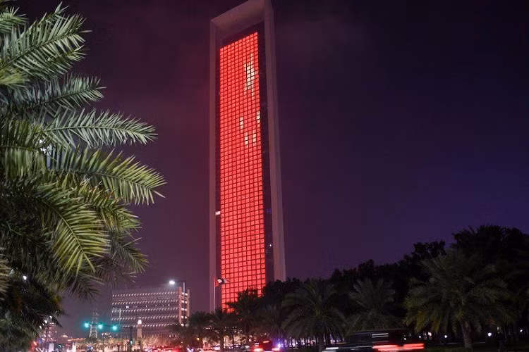 UAE 'thap sang' tinh doan ket voi Trung Quoc giua dai dich virus corona-Hinh-2