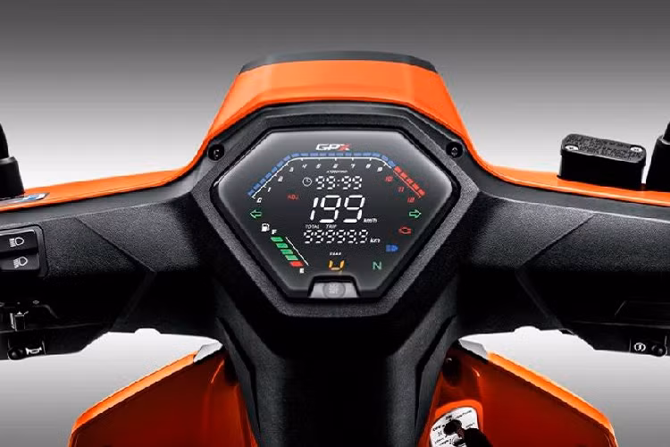 Trái tim của GPX Rock 110 là khối động cơ 4 thì, xylanh đơn, dung tích 110cc, làm mát bằng gió, sản sinh công suất 8,3 mã lực tại tua máy 8.500 vòng/phút và mômen xoắn cực đại 8,3 Nm. Đi kèm với động cơ là hộp số bán tự động 4 cấp cùng hệ thống phun xăng điện tử giúp tiết kiệm nhiên liệu.