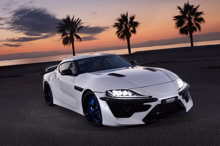 Mẫu xe thể thao Toyota GR Supra 2021 mới vừa được giới thiệu gói nâng cấp từ SARD, đơn vị độ xe danh tiếng tại Nhật Bản. Dự án này khiến GR Supra trở nên đặc biệt hơn với những cải tiến về sức mạnh và nâng cấp ngoại hình.