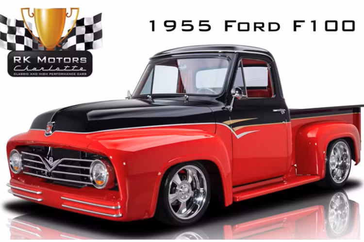 Giờ đây, chiếc bán tải Ford F-100 cổ điển mang trên mình lớp sơn màu đỏ đen bóng loáng đầy cá tính, chạy bằng bộ la-zăng cỡ 18 inch và 20 inch. Dưới nắp capô là một khối động cơ InTech V8 dung tích 4.6 lít, kết hợp với một hộp số tự động 4 cấp. Không gian nội thất xe được bọc da màu đỏ tương xứng vẻ ngoài, trong khi sàn thùng xe là kiểu nhìn xuyên thấu bắt mắt.