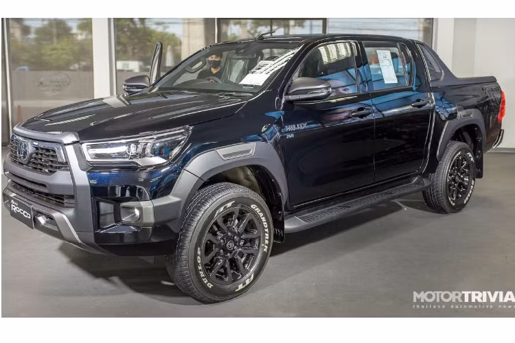 Gói trang bị Toyota Safety Sense này cũng sẽ được trang cho Toyota Hilux facelift tại nhiều khu vực khác, đặc biệt là thị trường Đông Nam Á, để cạnh tranh với các mẫu bán tải hiện đại hơn.