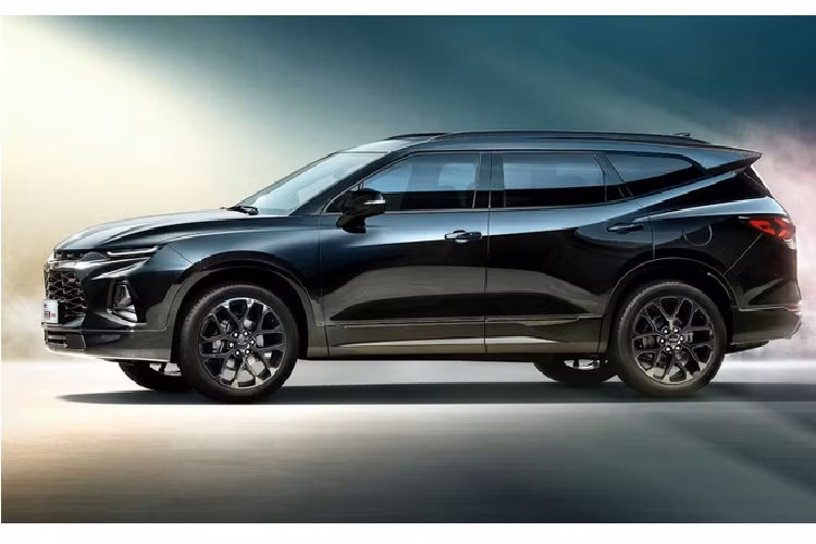 Đáng chú ý Chevrolet Blazer bản Trung Quốc rộng hơn bản Mỹ, với cấu hình 7 chỗ thay cho 5 chỗ thường thấy.