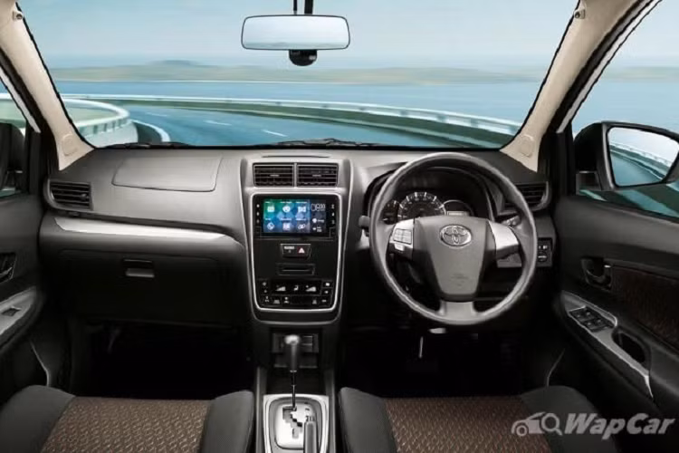 Toyota Avanza 2021 van dung RWD, bo dan dong cau truoc-Hinh-3